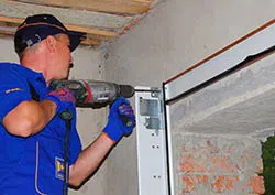 Trust Garage Door San Francisco, CA 415-299-8723 - repair-side